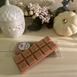 Warming cashmere snap bar