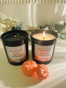 Pumpkin spice candle ( 220g )