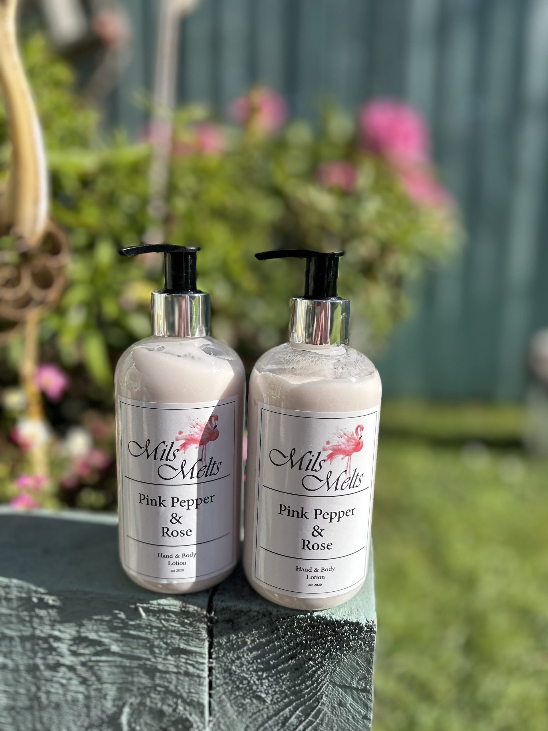 Velvet peony & oud luxury hand and body lotion - Image 2