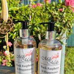 Black raspberry & peppercorn luxury hand & body wash