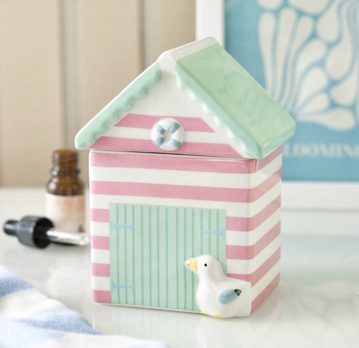 Pastel Beach Hut