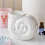 Pearlescent spiral burner